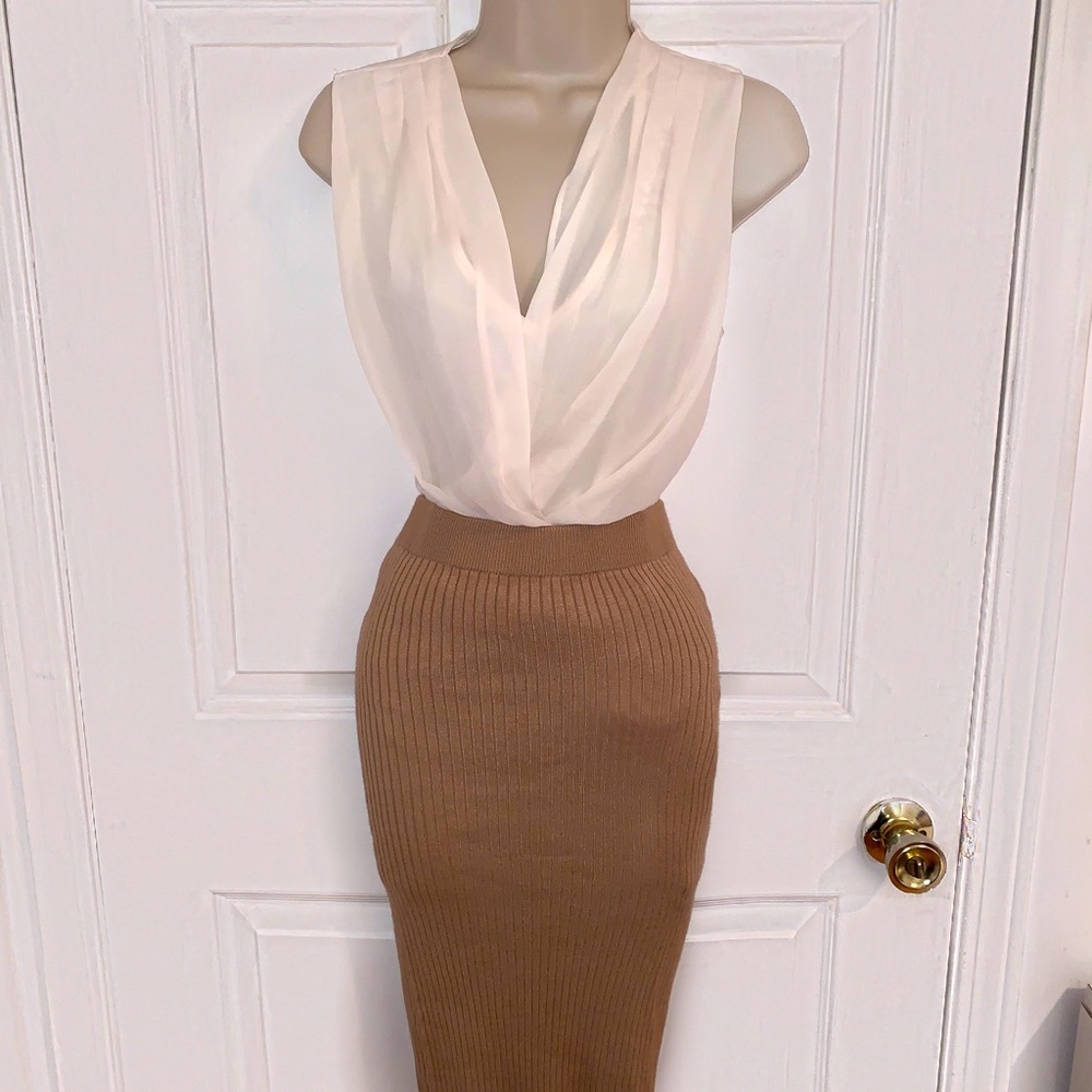 Ribbed Pencil Skirt